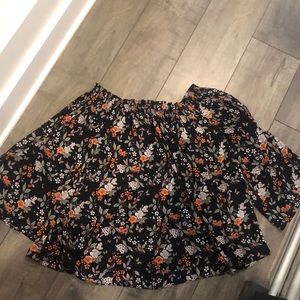 Floral bell sleeve blouse